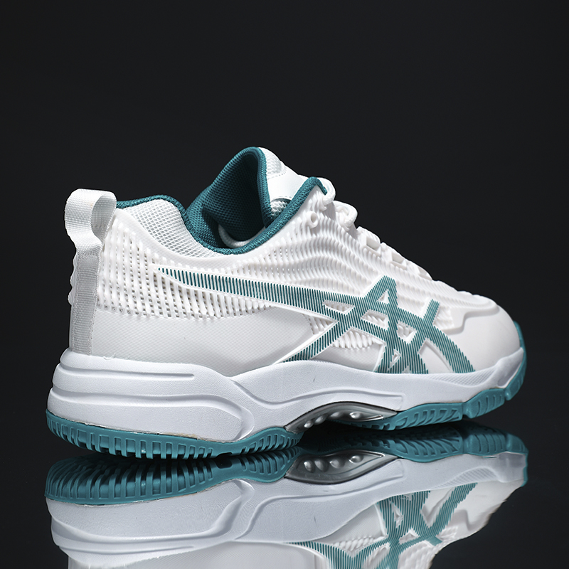 ผู้ชายผู้หญิงรองเท้าแบดมินตันร - Badminton Vector บทวิจารณ์และราคา