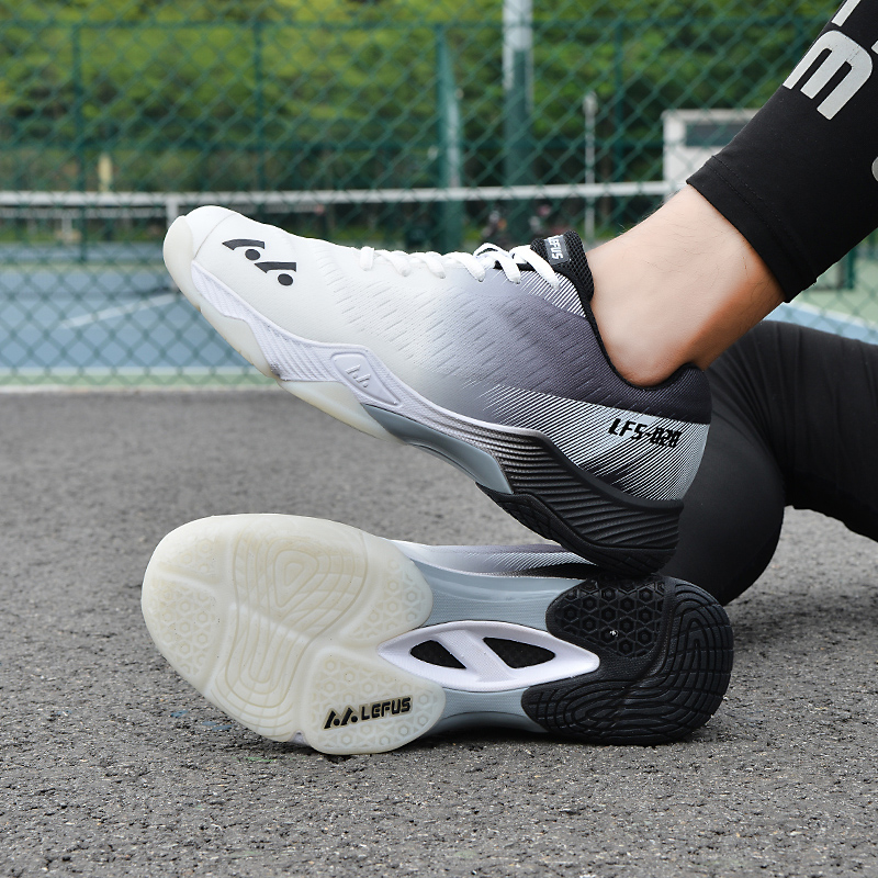 ผู้ชายรองเท้าแบดมินตันกลางแจ้ง - Badminton Xxl บทวิจารณ์และราคา